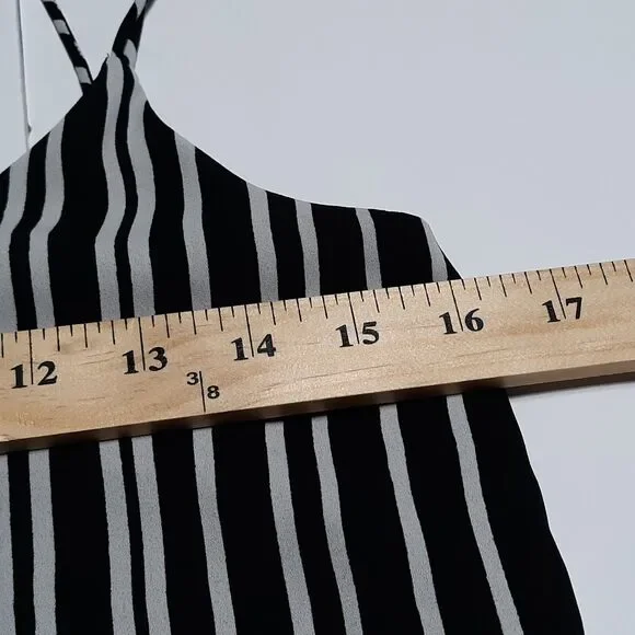 H&M Sleeveless Blouse Womens Shirt Top Black White Striped Sz 4 Business Casual - Picture 6 of 8